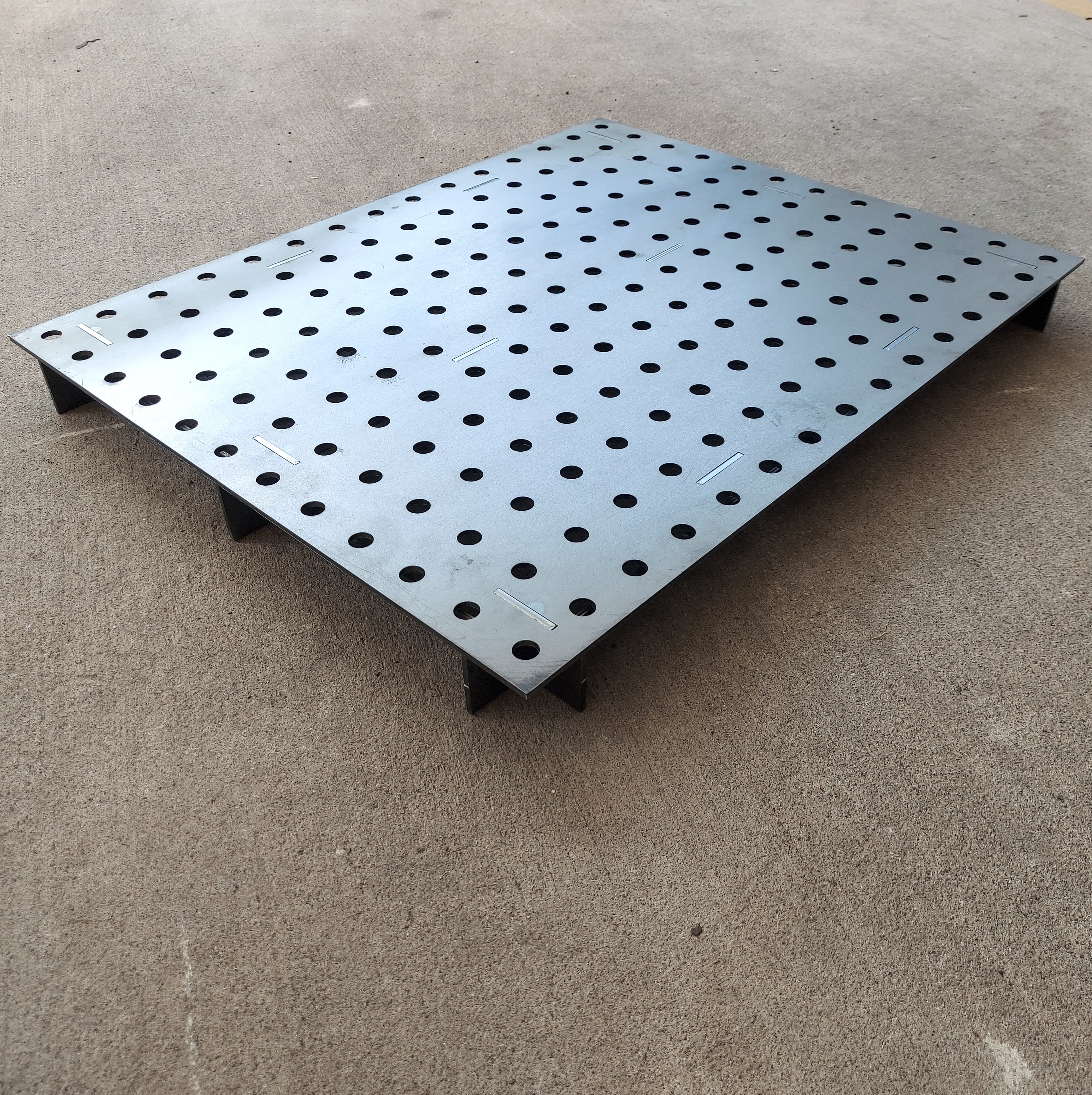 Welding table surface sales